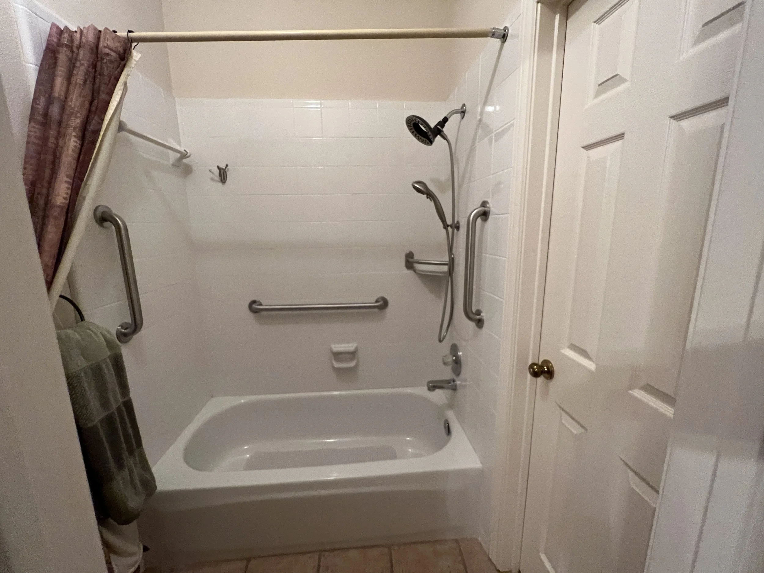 Shower safety bar best sale